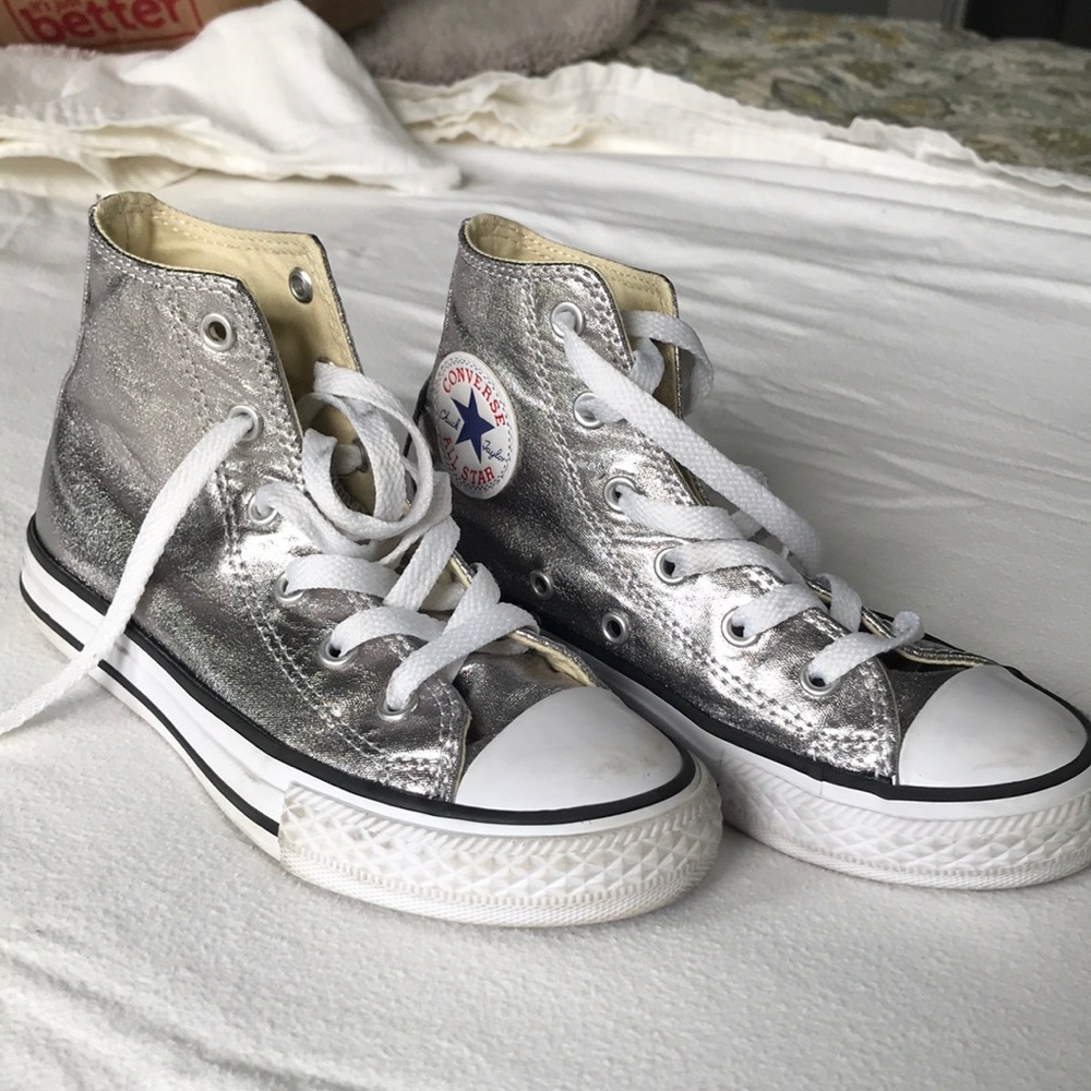 Silver chuck Taylor